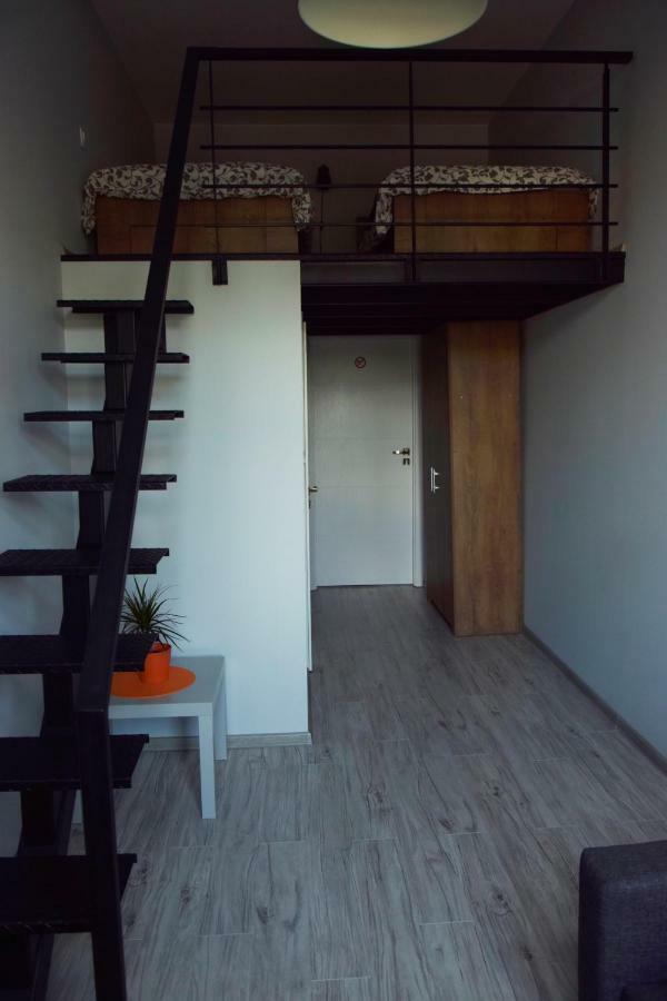 Loft Wroclaw Hostel ภายนอก รูปภาพ